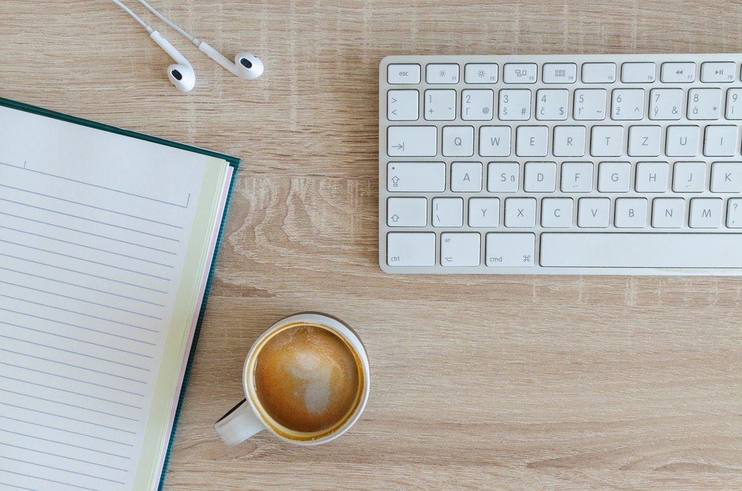 10 Hacks to Writing the BEST E-commerce Email Subject Lines!